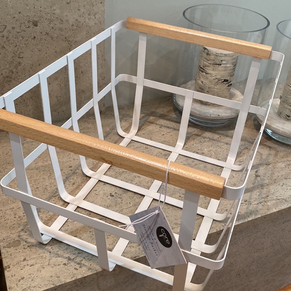 Core Home Metal Basket With Wood Handles - Picture 2 of 13